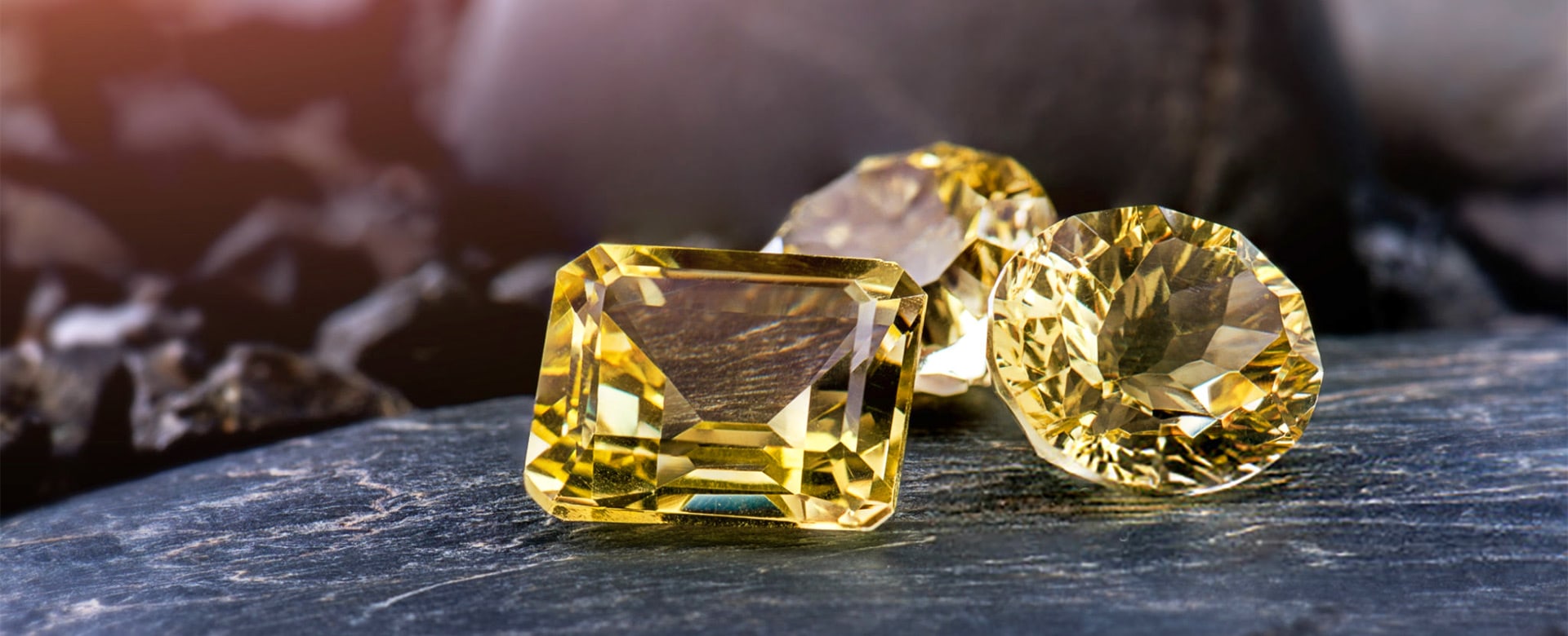 Yellow Topaz: A Gemstone of Brilliance and Beauty 1