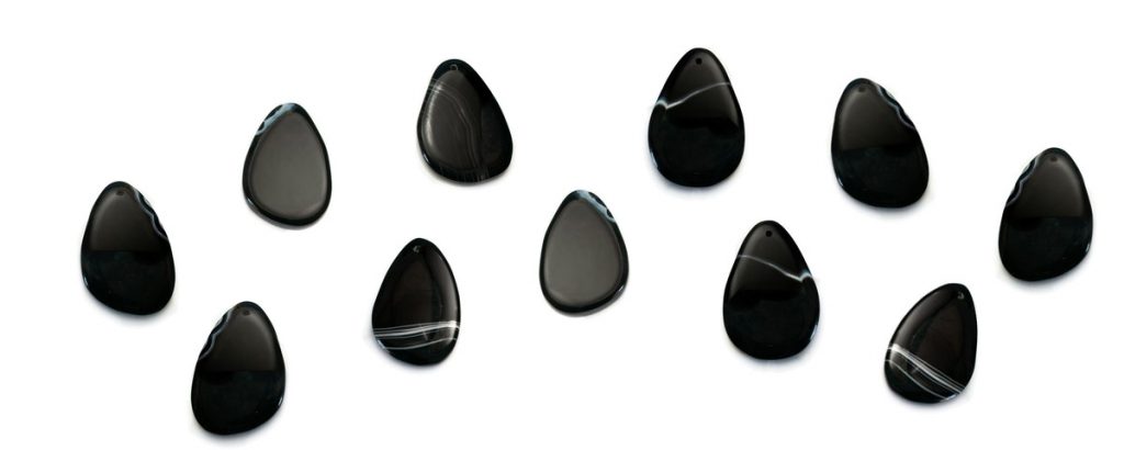 Black Agate Meaning and Properties 5