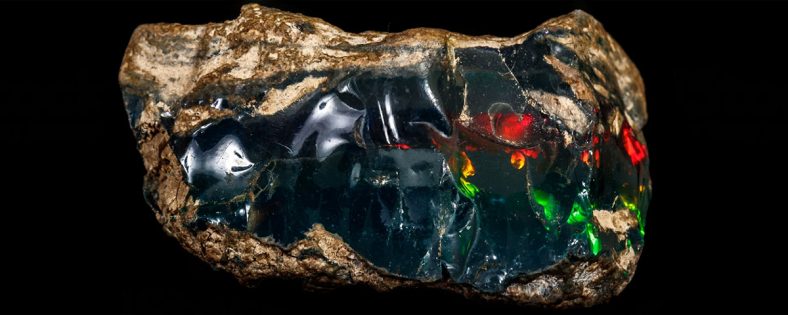 Black Opal Meaning and Properties