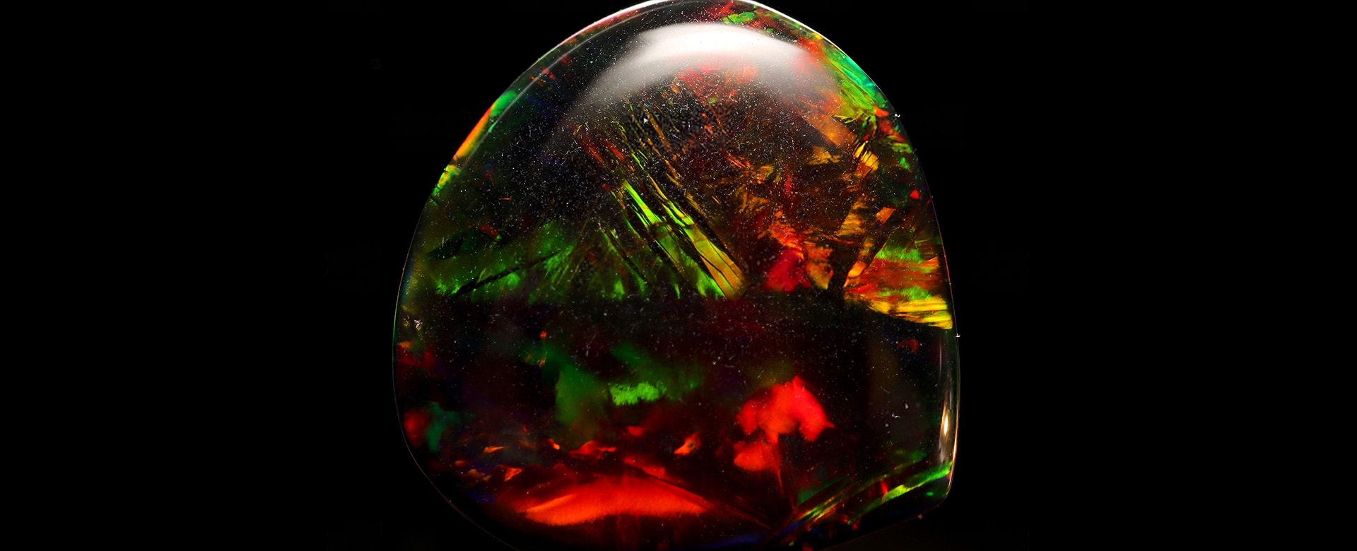 Black Opal Meaning and Properties 1