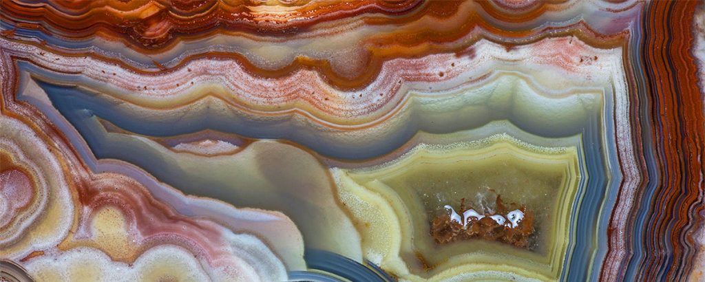 Crazy Lace Agate Meaning and Properties 2