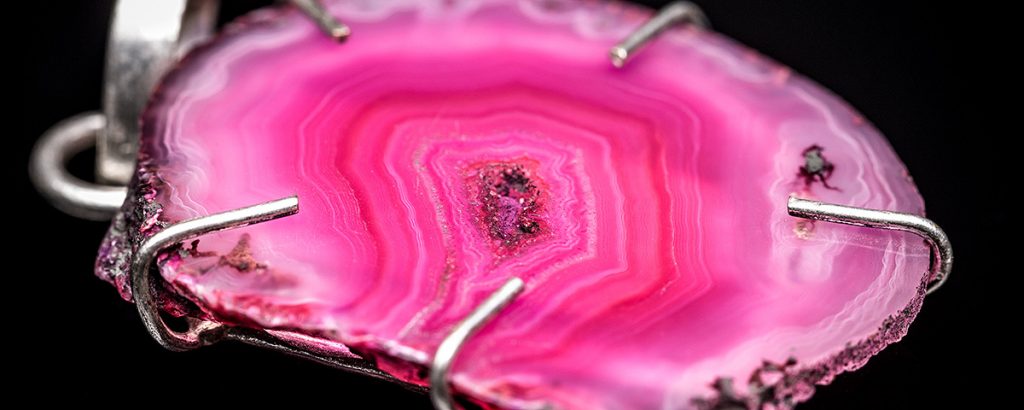 Pink Agate Meaning and Properties 9