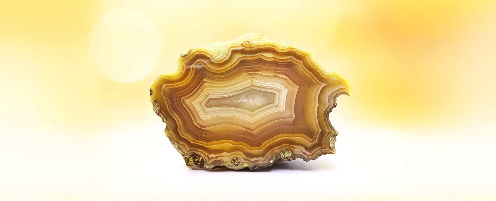 Orange Agate Meaning and Properties 1