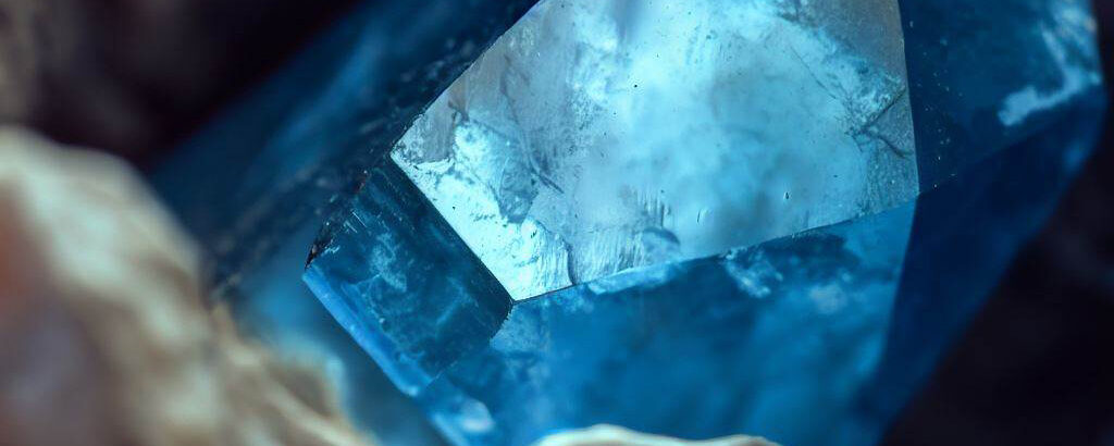Blue Quartz Meaning and Properties 4
